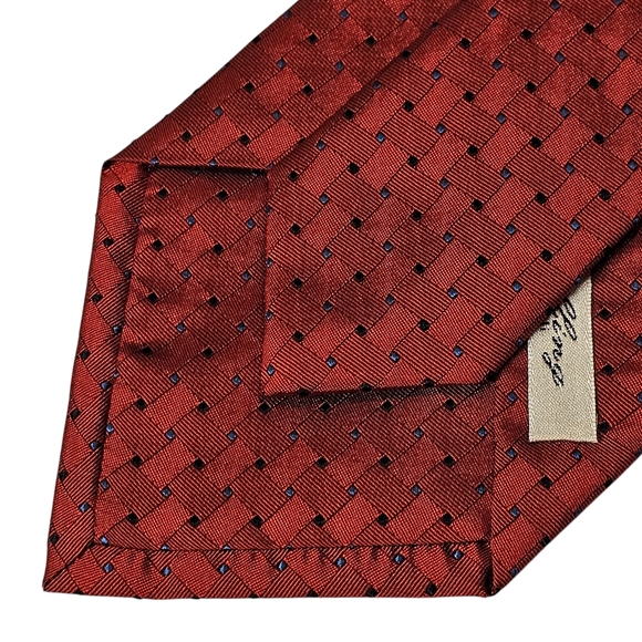 PILLING TIE - Picture 4 of 12